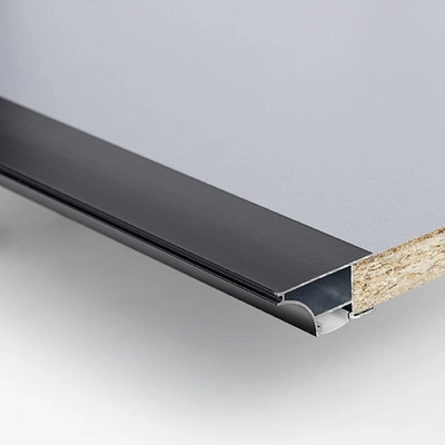 Профиль алюминиевый накладной/торцевой AVIOR, с экраном, цвет черный, 3м, AKS - фото 3