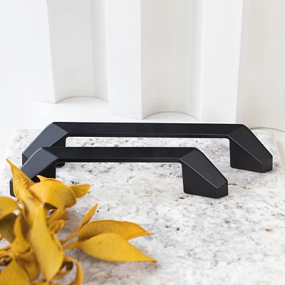 Ручка меб. скоба мет. HELLY 128 черный матовый AKS - фото 6