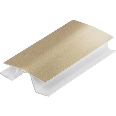 Угол гибкий к цоколю мебельному ПВХ h=150 золото поталь РФ - фото 1