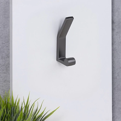 Крючок меб. двухрожковый мет. PEROLA графит AKS - фото 7