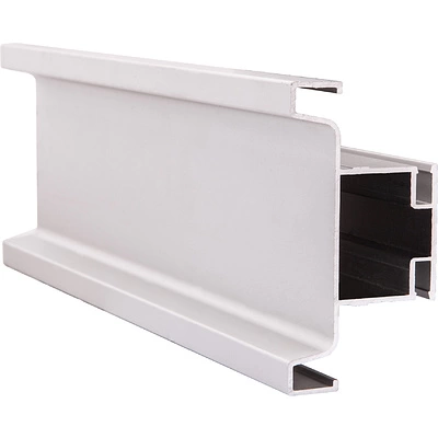 Профиль алюм. GOLA вертикальный средний 4,7 м серебро 3 AKS - фото 1