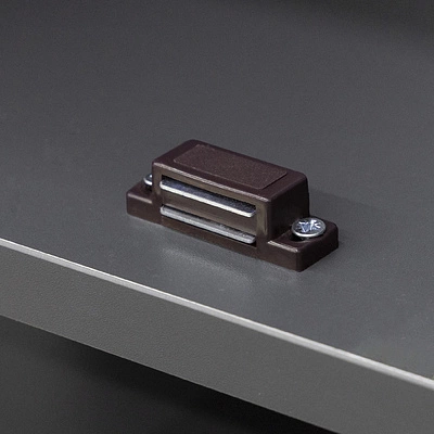 Защелка магнитная мебельная малая AKS коричневая (присадка планки-33мм) - фото 3